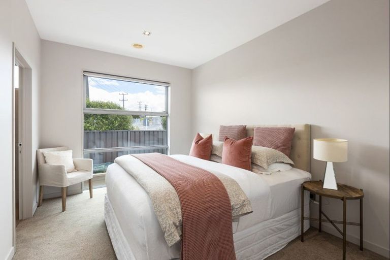 Photo of property in 24 Manhattan Rise, Orewa, 0931