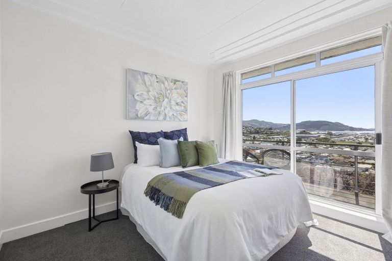 Photo of property in 42 Easther Crescent, Kew, Dunedin, 9012