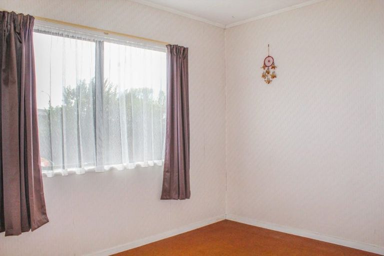Photo of property in 62 Kaimanawa Street, Kelvin Grove, Palmerston North, 4414