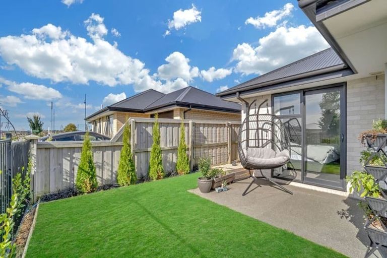 Photo of property in 38 Pakohe Street, Pegasus, 7612