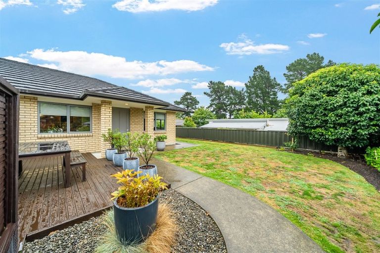 Photo of property in 3 Quartz Place, Brown Owl, Upper Hutt, 5018