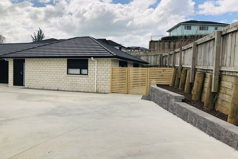 Photo of property in 17 Waikaka Place, Rototuna North, Hamilton, 3210