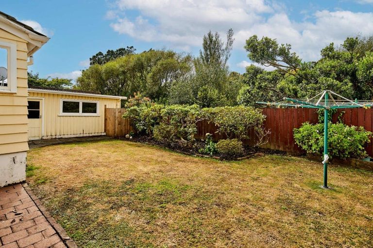 Photo of property in 20 Findlay Street, Tawa, Wellington, 5028