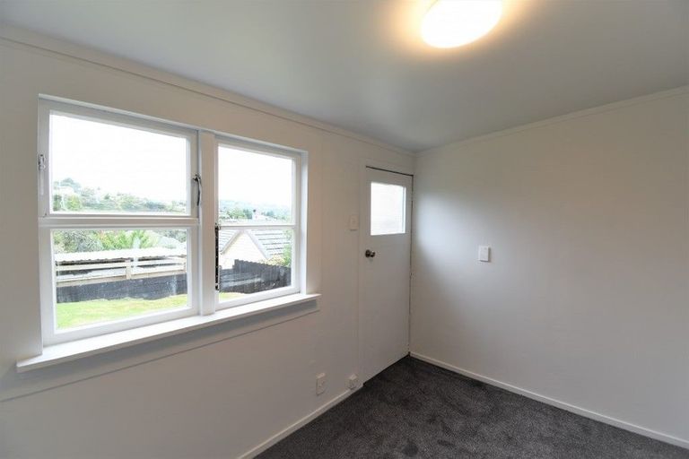 Photo of property in 10 Saint Heliers Court, Clyde Hill, Dunedin, 9011
