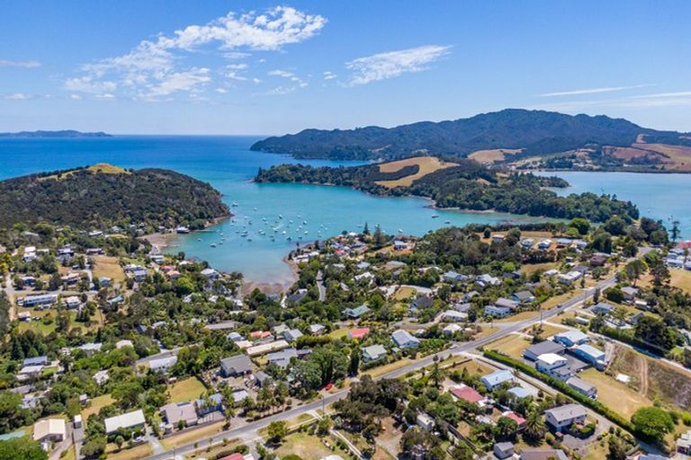 Photo of property in 42 Colonel Mould Drive, Mangonui, 0420