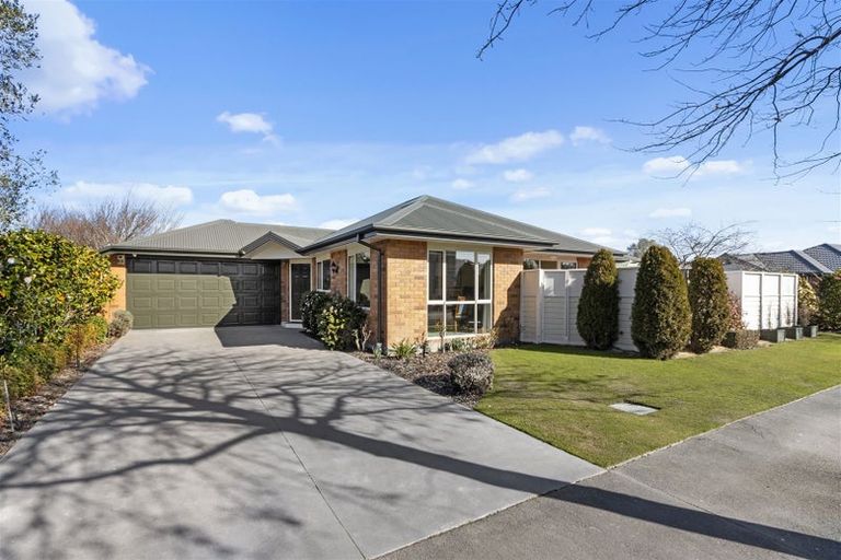 Photo of property in 39 Kinsella Crescent, Aidanfield, Christchurch, 8025
