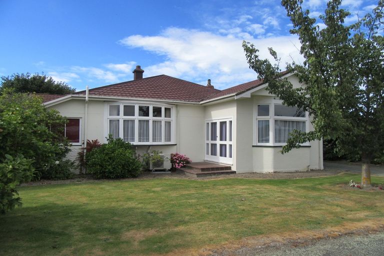 Photo of property in 33 Rhodes Street, Waimate, 7924