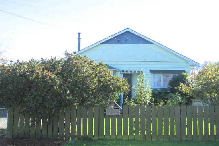 Photo of property in 16 Wakelin Street, Te Kamo, Whangarei, 0112