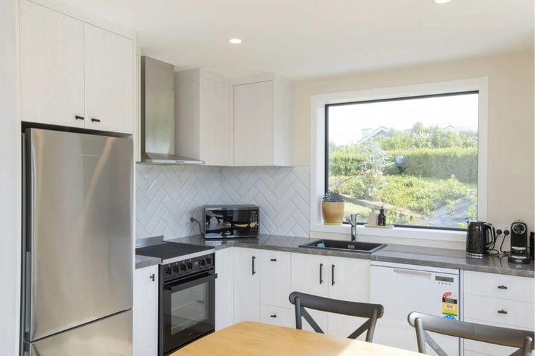 Photo of property in 74 Scarlys Way, Okitu, Gisborne, 4010