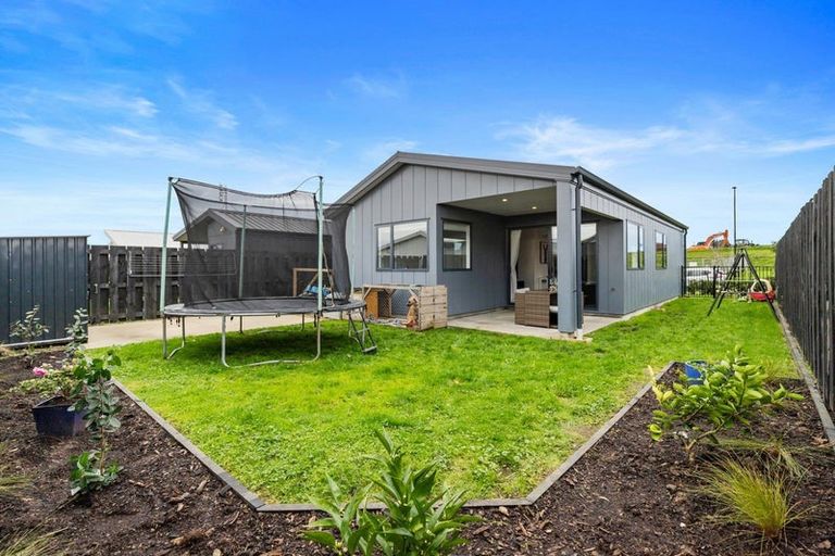 Photo of property in 70 Whites Way, Te Kauwhata, 3710