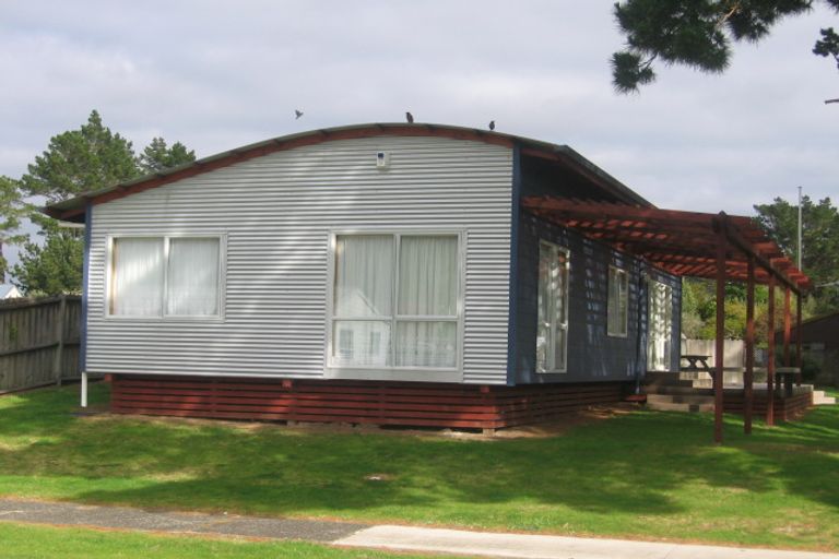 Photo of property in 103 Winslow Place, Matarangi, Whitianga, 3592