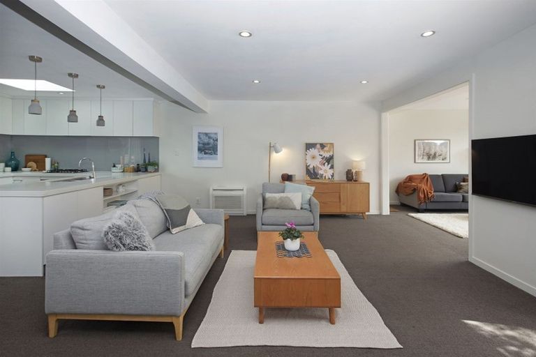 Photo of property in 71 Frankleigh Street, Somerfield, Christchurch, 8024