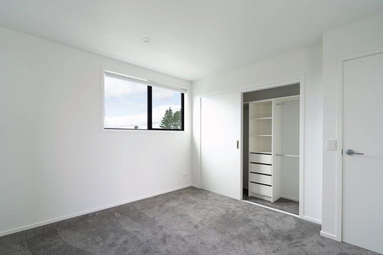 Photo of property in 2/6a Taramea Place, Addington, Christchurch, 8024
