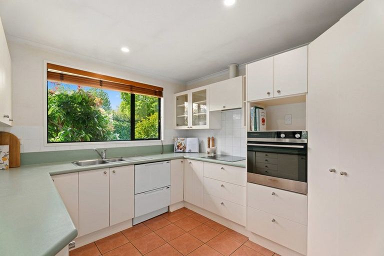 Photo of property in 4 Baker Grove, Wanaka, 9305