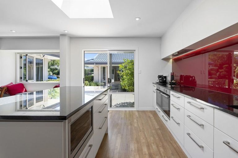 Photo of property in 42 Merrin Street, Avonhead, Christchurch, 8042