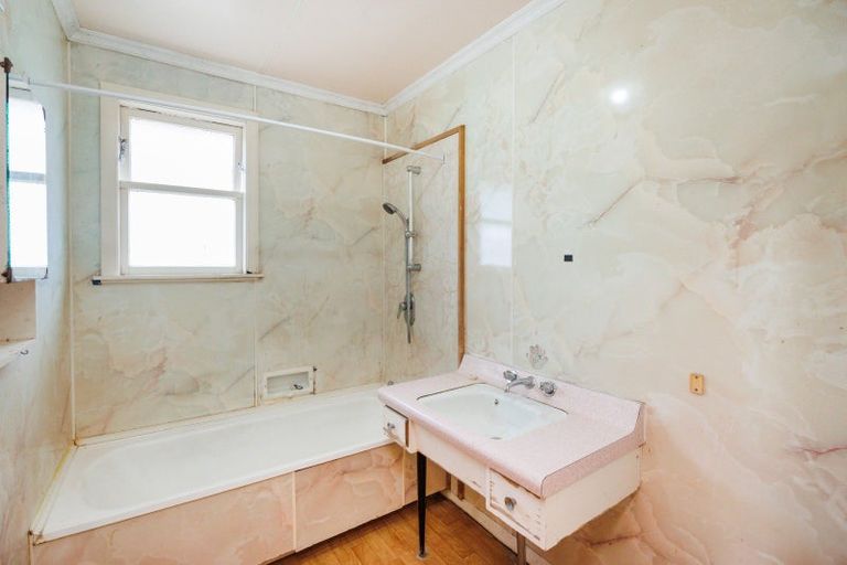 Photo of property in 30 Pembroke Street, Highbury, Palmerston North, 4412