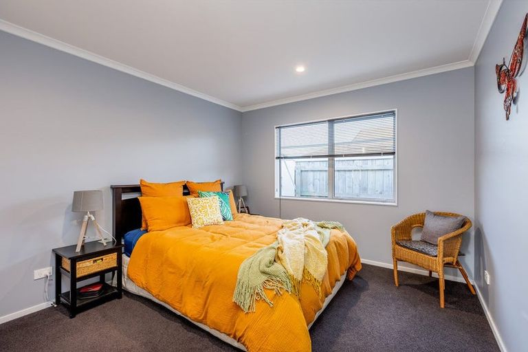 Photo of property in 7 Austin Reid Avenue, Carterton, 5713