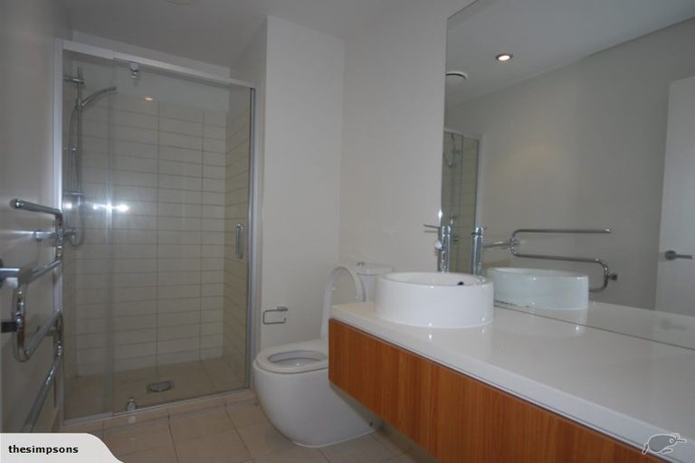 Photo of property in The Docks Apartments, 230/6 Dockside Lane, Auckland Central, Auckland, 1010