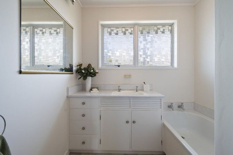 Photo of property in 2a Kennedy Avenue, Feilding, 4702