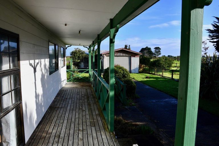 Photo of property in 27 Wharf Road, Karamea, 7893