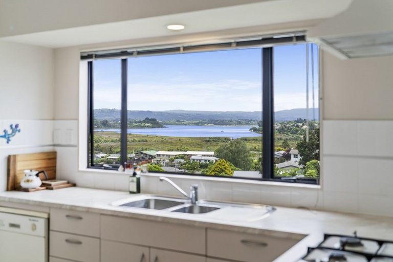Photo of property in 28b Western Road, Bellevue, Tauranga, 3110