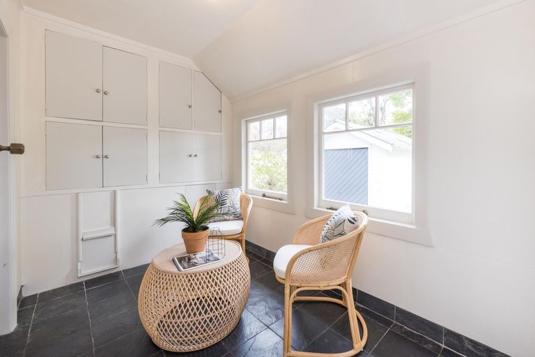 Photo of property in 11 Elmira Avenue, Hokowhitu, Palmerston North, 4410