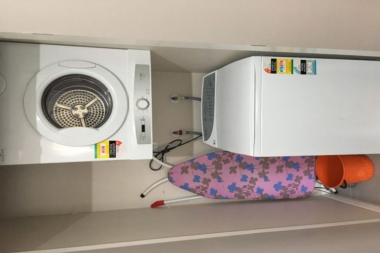 Photo of property in 2/262 Edgeware Road, Edgeware, Christchurch, 8013