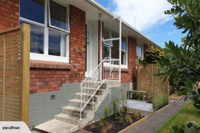Photo of property in 2/9 Moana Avenue, Belmont, Auckland, 0622