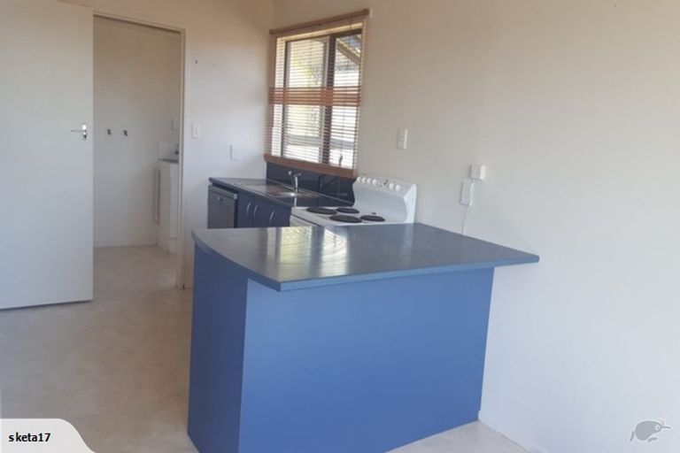 Photo of property in 8 Bobstay Lane, Whitby, Porirua, 5024