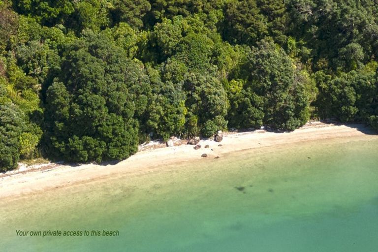 Photo of property in 2075 Wyuna Bay Road, Wyuna Bay, Coromandel, 3581