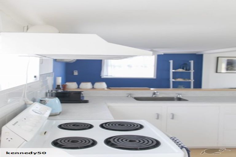 Photo of property in 29 Semple Street, Kakanui, Oamaru, 9495