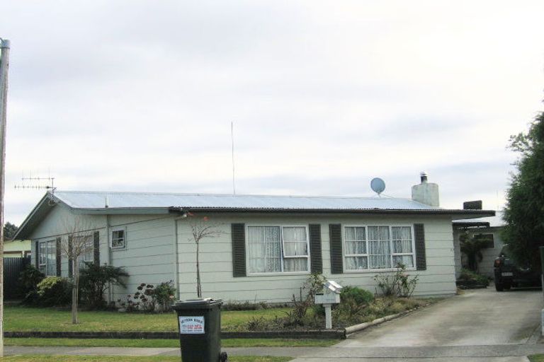 Photo of property in 13 Duckworth Crescent, Greenmeadows, Napier, 4112