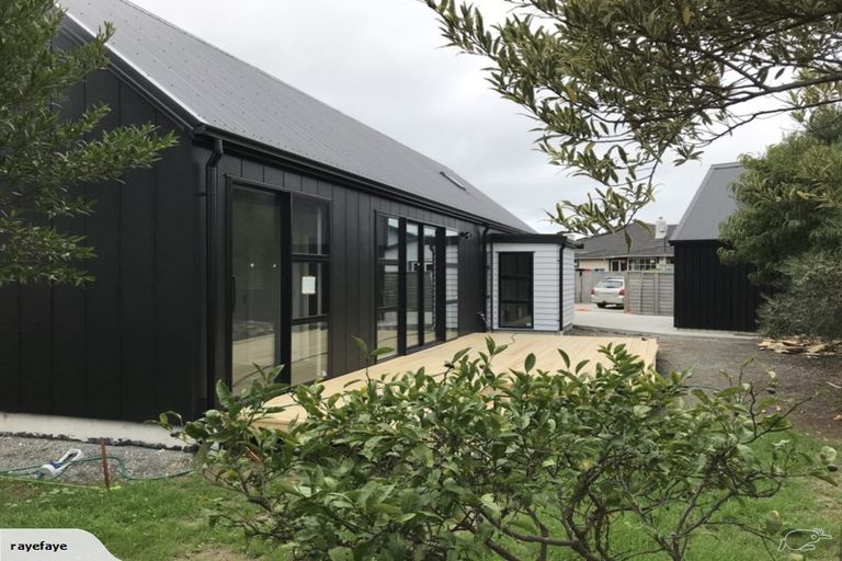 Photo of property in 43a Heretaunga Street, Petone, Lower Hutt, 5012