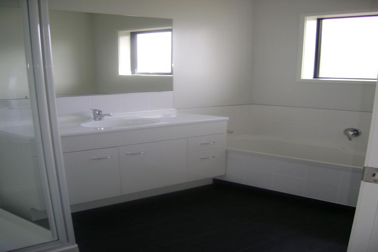 Photo of property in 24 Parry Palm Avenue, Waihi, 3610