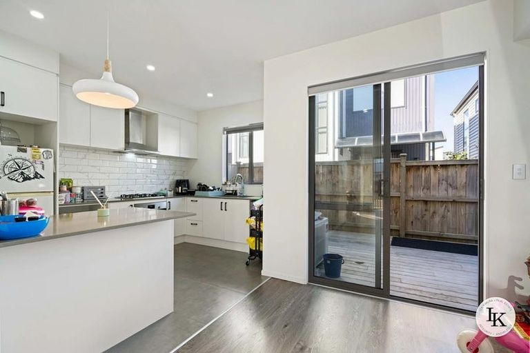 Photo of property in 44 Tumu Road, Papakura, 2110