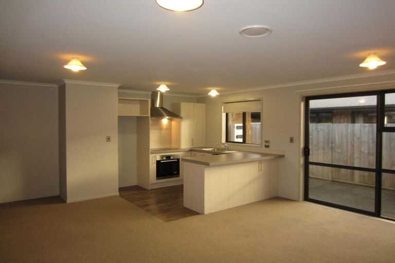 Photo of property in 8/108 Old Farm Road, Hamilton East, Hamilton, 3216