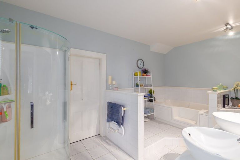 Photo of property in 19 Cracroft Terrace, Cashmere, Christchurch, 8022