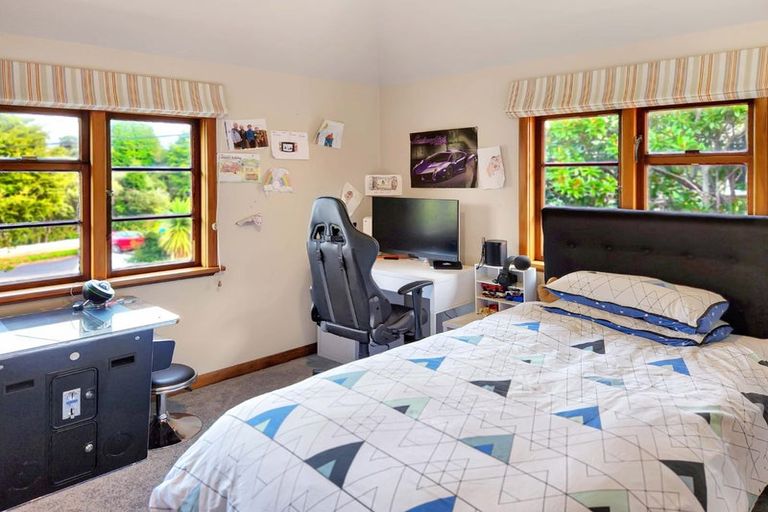 Photo of property in 27 Marina Grove, Hutt Central, Lower Hutt, 5010