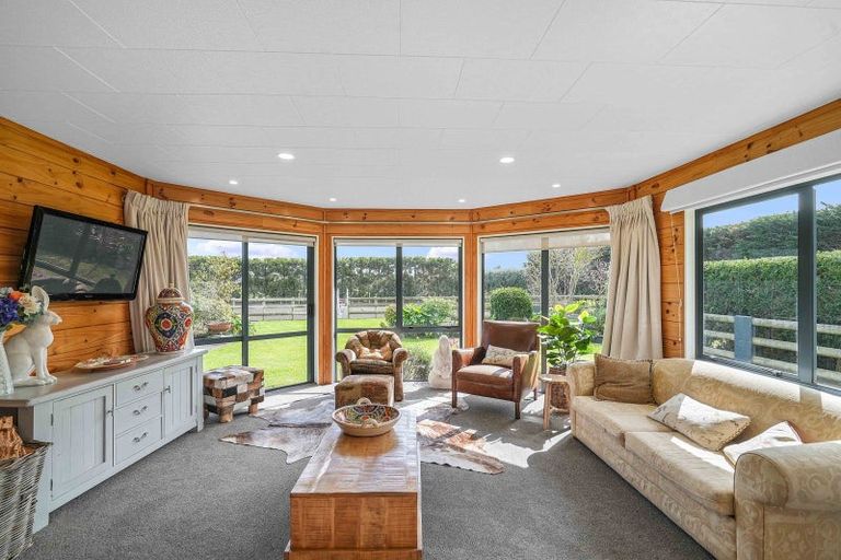 Photo of property in 295 Turuturu Road, Hawera, 4674