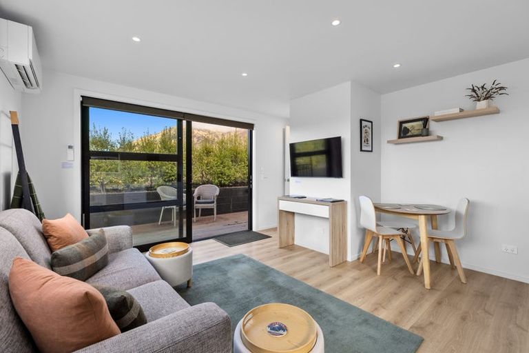 Photo of property in 71 West Meadows Drive, Wanaka, 9305