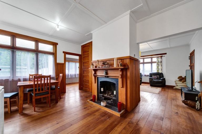 Photo of property in 5 Glasgow Street, Hawera, 4610