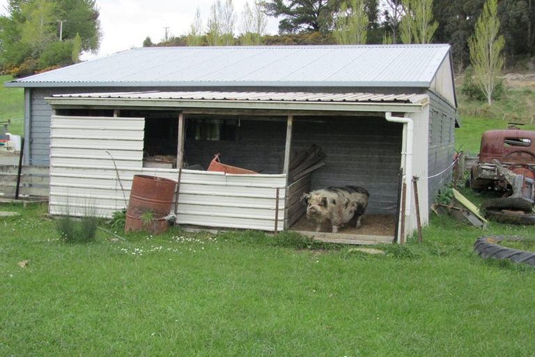 Photo of property in 32 Level Street, Dipton, 9791