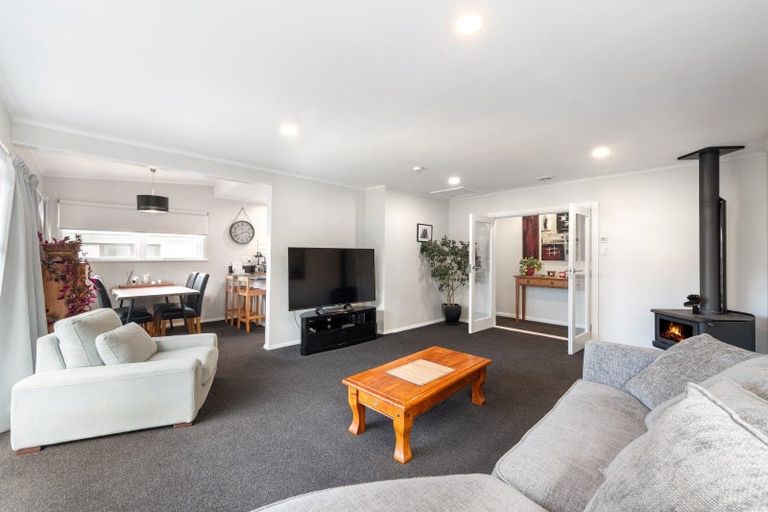 Photo of property in 5a Gloucester Street, Silverstream, Upper Hutt, 5019