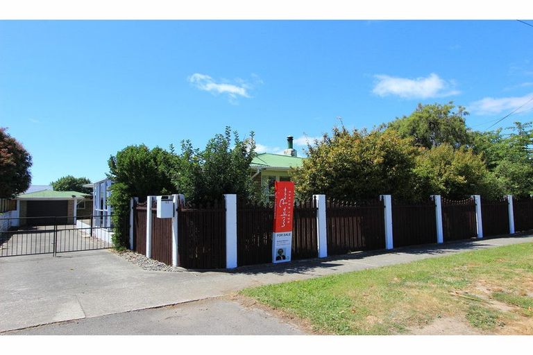Photo of property in 43 Weld Street, Redwoodtown, Blenheim, 7201
