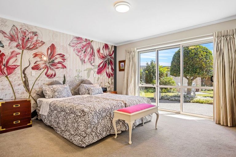 Photo of property in 18 Elm Drive, Rangiora, 7400