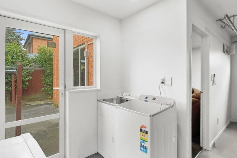 Photo of property in 65c Peverel Street, Riccarton, Christchurch, 8041