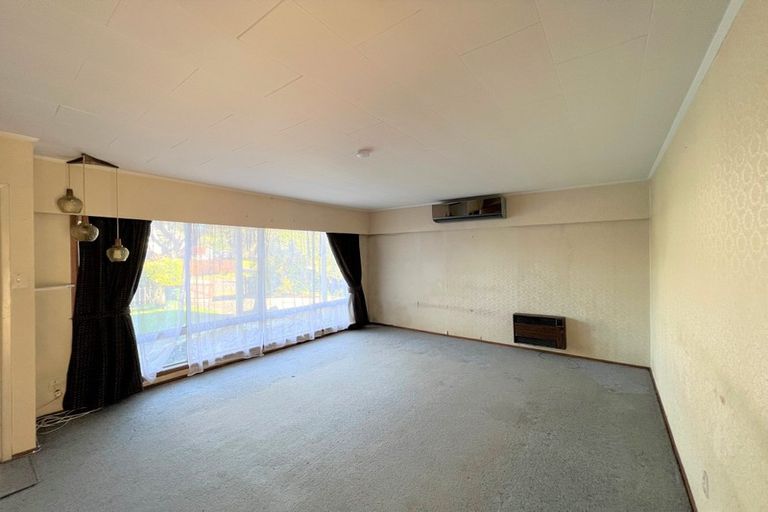 Photo of property in 94 Crawford Avenue, Mangere Bridge, Auckland, 2022