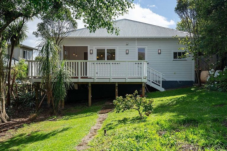 Photo of property in 26 Elliot Street, Andersons Bay, Dunedin, 9013