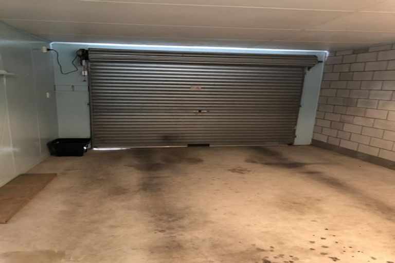 Photo of property in 22 Mudgway Place, Awapuni, Palmerston North, 4412