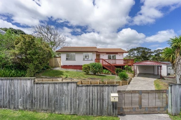 Photo of property in 4 Charnley Grove, Glenfield, Auckland, 0629